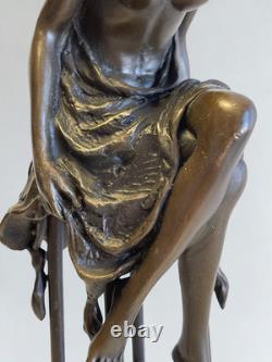 Superb set of 3 bronze sculptures signed Collinet Art Deco style 2