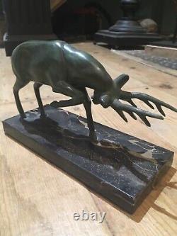 Tres Beau Cerf En Regule Patine Verte Socle Bronze Art Deco / Sculpture Ancien