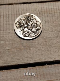 Vintage Art Deco Brooch Signed GV Silvered Bronze