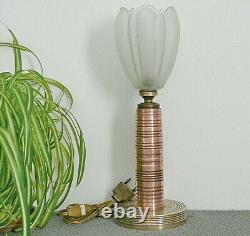 Vintage Modernist Art Deco Lamp in Solid Bronze with Glass Shade from the 1930s/1940s