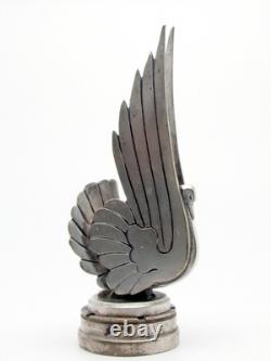 1920 mascotte automobile par F. Bazin car mascot hood ornament art deco bronze