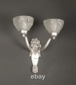 A. Fichet/hanots Paire D'appliques Art Déco En Bronze Et Verre Moulé-pressé