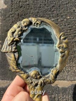 Ancien Miroir à Main de Collection Décor Pierrot et Croissant de Lune Bronze