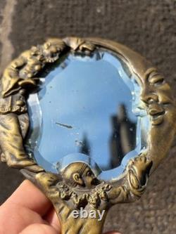 Ancien Miroir à Main de Collection Décor Pierrot et Croissant de Lune Bronze