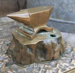 Ancien Presse Papier Bronze Enclume Outils Forgeron Art Déco