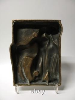 Ancienne Plaque bronze Art-Déco Amazone et son cheval signé DNS XXe siècle