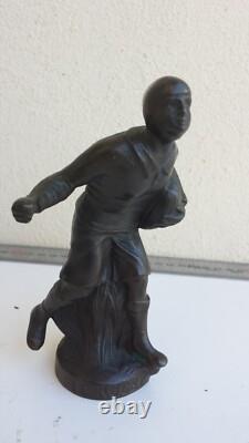 Ancienne sculpture en bronze ART DECO représentant un RUGBYMAN