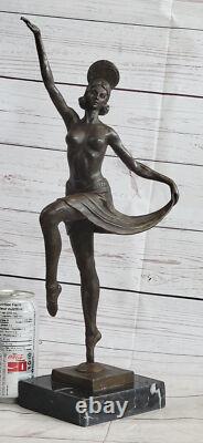 Art Déco Bronze Chair Danseuse Sculpture Signé Par Belleste Artist Figurine