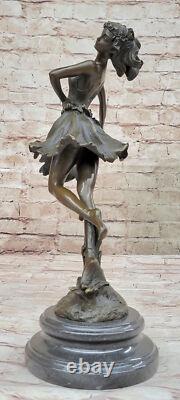 Art Déco Bronze Danseuse, Signée Cesaro Ouvre Sur Marbre Base Sculpture Figurine