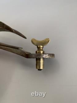 BECQUEREL rare ancienne mascotte automobile bronze bouchon de radiateur Art Deco