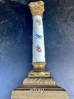 BOUGEOIR en BRONZE et PORCELAINE PROBABLEMENT SEVRES 19 EME SIÈCLES