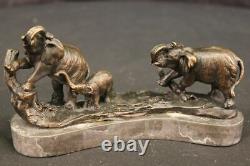 Beau Famille Éléphants Marche Bronze Art Déco Sculpture Statue Faune Dec