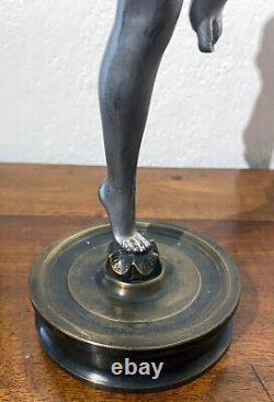 Beau régule Art Déco Danseuse sur socle bronze circa 1930