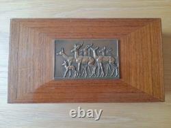 Boîte Art Déco. Plaque en bronze F. THENOT