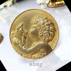 Broche ancienne en bronze La Faune à l'Antilope par François Maurice Thénot