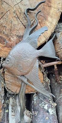 Bronze Animalier Art-déco Scalaire Poisson Patine Brune 27 Cms