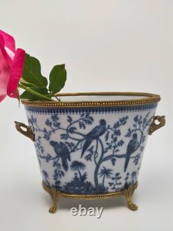 Cache-pot porcelaine & bronze neuf disponible