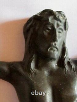 Corpus religieux Jésus Christ grand bronze art-déco signé A. Dubois