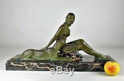 D H Chiparus, Femme Au Dogue, Bronze Signé, Art Déco, XXème Siècle