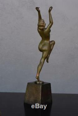 Danseuse nue bronze patine verte par Calot Époque 1930 Art déco