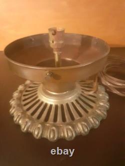 ELEGANTE LAMPE ART DECO MODERNISTE 1930 SKYSCRAPER BUILDING BRONZE et OPALINE