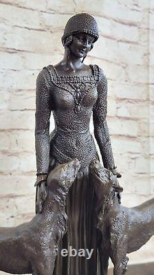 Fait Bronze Art Déco Amis Toujours Dame Avec Chiens Statue Chiparus Affaire