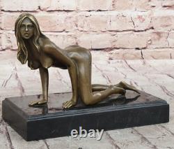 Figurine En Bronze Art Déco De Danseuse Nue Évocatrice En Pose À Vendre