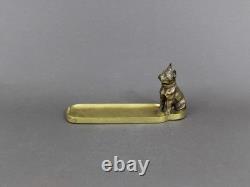 French Art Deco bulldog bronze sculpture, Old 1920s car mascot, By artist DREUX