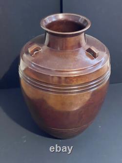 Grand vase en bronze Art Deco signé Chine Japon décor géométrique