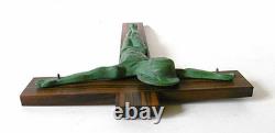 HARTMANN, ART DECO, CHRIST BRONZE VERT ANTIQUE, CROIX MACASSAR-SIGNE, circa 1935