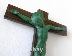 HARTMANN, ART DECO, CHRIST BRONZE VERT ANTIQUE, CROIX MACASSAR-SIGNE, circa 1935