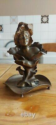 Jolie statue bronze, Femme Fleur, Henri GODET (1863-1937), art deco