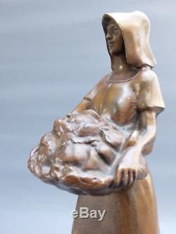 L. A. Carvin 1875-1951 Femme Au Panier Bronze Scuplture Statuette Art Deco 1900