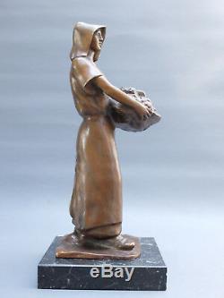 L. A. Carvin 1875-1951 Femme Au Panier Bronze Scuplture Statuette Art Deco 1900