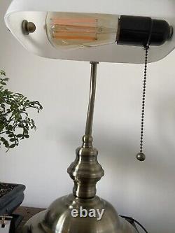 Lampe De Bureau Banquier Ancien Bronze Notaire Art Deco Opaline Verte Vintage