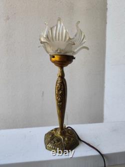 Lampe bronze Art nouveau Art déco Fleurs Et Bronze
