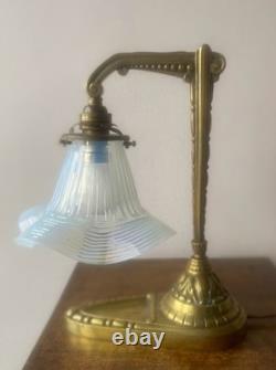 Lampe de bureau art nouveau/déco en bronze ciselé tulipe opalescente, anciennes