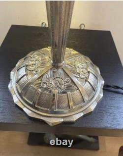 Lampe de table bronze Art Déco Hettier Vincent vasque verre pressé blanc EJG