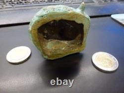 Mère et enfant bronze France art deco, signé Bofill, patine verte, P 265g, H 8cm