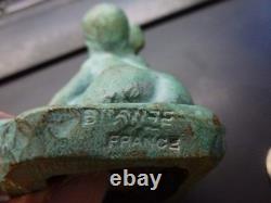 Mère et enfant bronze France art deco, signé Bofill, patine verte, P 265g, H 8cm
