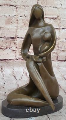 Moderne Art Déco Bronze Sculpture Mom Nouveau-Né Bébé Signé Original Mère Statue