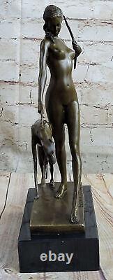 Nu Art Déco Bronze Statue Original Diana The Chasseresse Avec Chiens Figurine