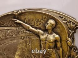 P. Lasserre Jeux Olympiques Paris 1924 Coupelle ovale en bronze Salut