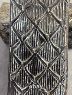 Paire De Vases Art Deco Bronze Design