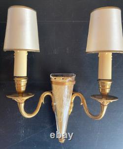 Paire d'appliques vase bronze doré verre gravé Louis XVI wall sconces Art Déco