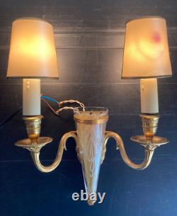 Paire d'appliques vase bronze doré verre gravé Louis XVI wall sconces Art Déco