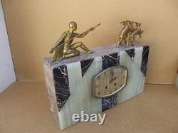 Pendule garniture complète signer VOLTAS en bronze marbre et onyx art deco