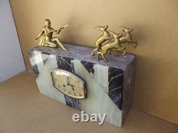 Pendule garniture complète signer VOLTAS en bronze marbre et onyx art deco