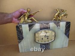 Pendule garniture complète signer VOLTAS en bronze marbre et onyx art deco