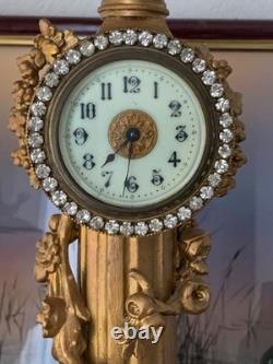 Rare pendulette de table en bronze, vers 1900, style Art Déco